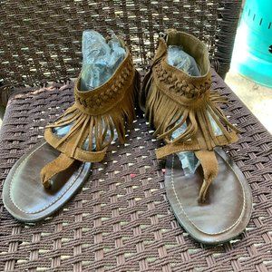 Minnetonka Boho Style Brown Suede Fringe Tassel Sandals Size 9